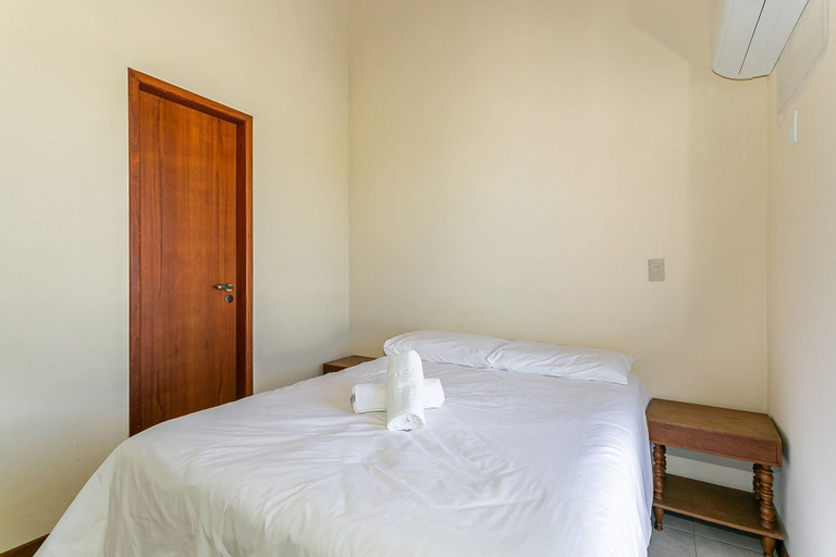 Room 3, Cozy Two-story House Just 120m From the Beach! EDE, Florianopolis