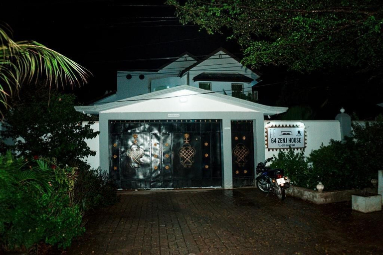 Exterior 5, 64 ZENJ HOUSE, Magharibi