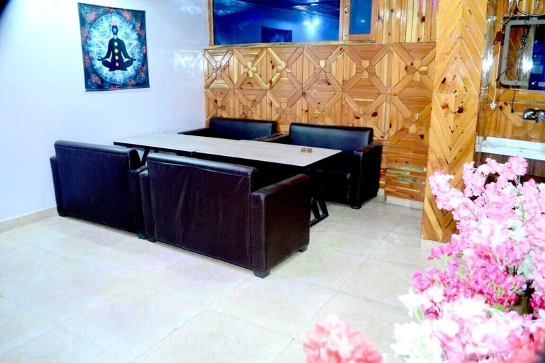 Others 5, Hotel Bob's N Barley, Kangra