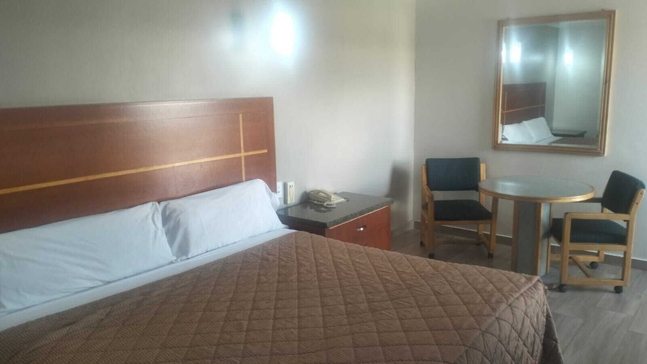 Room 3, Hotel Santiago Plaza, Hermosillo