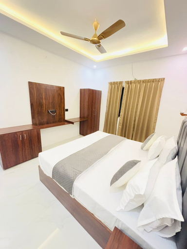 Room 3, Hotel Omkar Palace, Basti