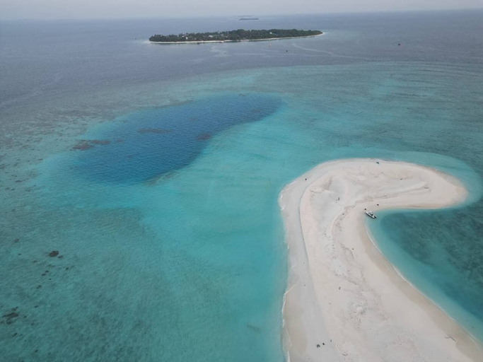 Exterior 4, Moro Fohdhoo