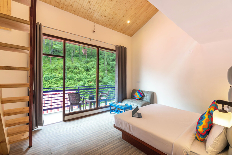Room 5, goSTOPS PLUS Kasol Manikaran Road, Bar and Hostel, Kullu