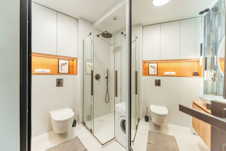 Bathroom 5, Apartments & SPA Posesja Plażowa Grzybowo by POSESJA APARTAMENTY 4b I, Kołobrzeg