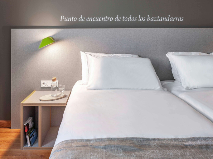 Bedroom 3, Ibis Styles Pamplona Noain, Navarra