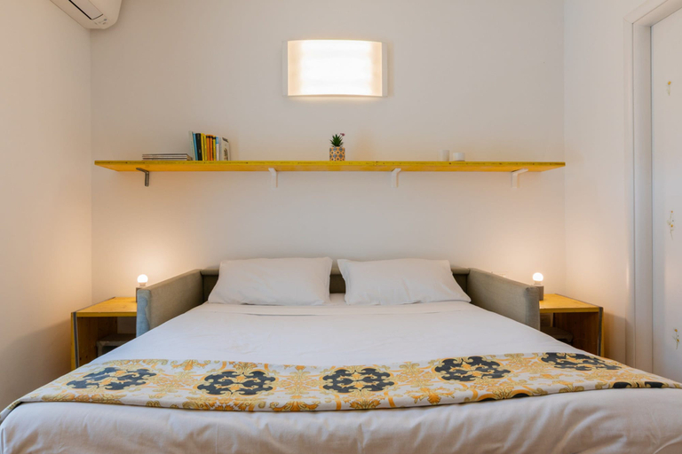 Room 3, Priocca Mono 001 by Wonderful Italy, Torino