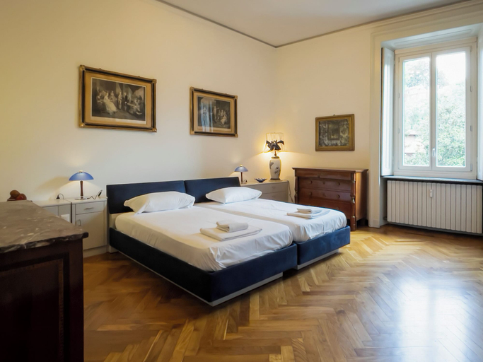 Room 3, LuxRent Penthouse Crimea, Torino