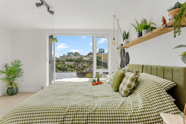 Room 5, Sea Holly House in Beer, Devon