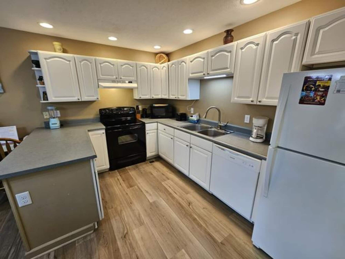 Private kitchen 5, 21A Edelweiss, Sevier