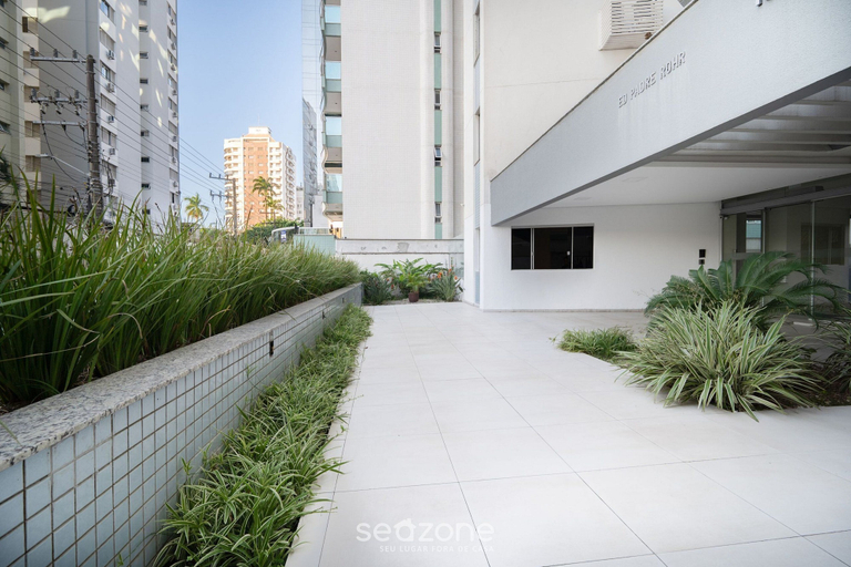Property grounds 2, Apt Floripa, 50m to the Beach - Pad0103, Florianopolis