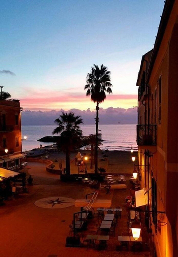 Exterior & Views 2, Hotel Tritone, Savona