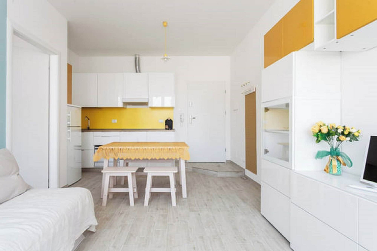 Living area 4, Riva Reno Apartment, Bologna