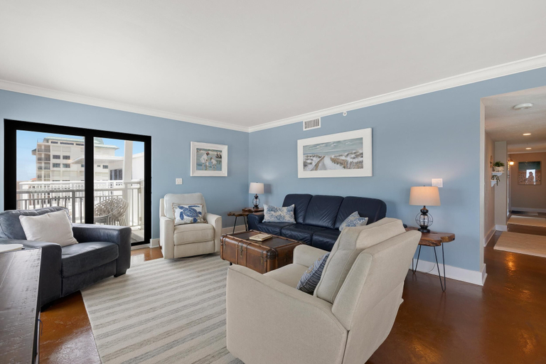 Living area 2, Shorehom by the Sea 75, Volusia
