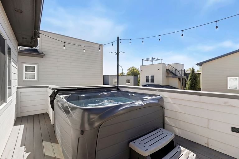 Outdoor spa tub, Rams Roost Rooftop Hot Tub, Patio & Family Fun, Larimer
