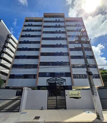 Exterior, Pajuçara: Beautiful 2 Bedroom Apartment with Garage and Pool, Maceió (capital)