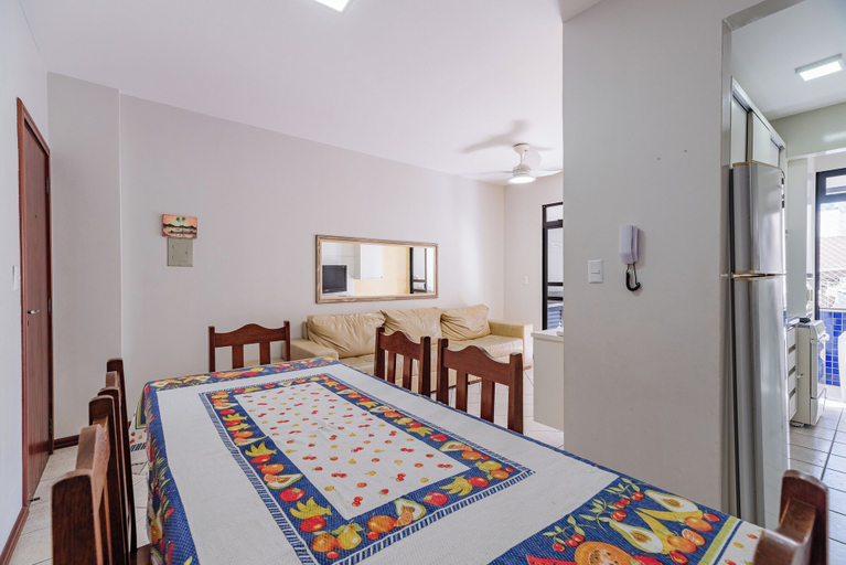 Dining room 5, Apt w/ Balcony 150m From Sea Meia Praia Rcb405, Itapema