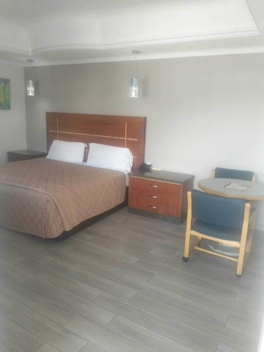 Room 5, Hotel Santiago Plaza, Hermosillo