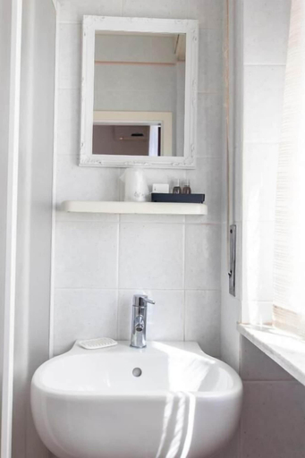 Bathroom 4, Villa Liberty Versilia, Lucca