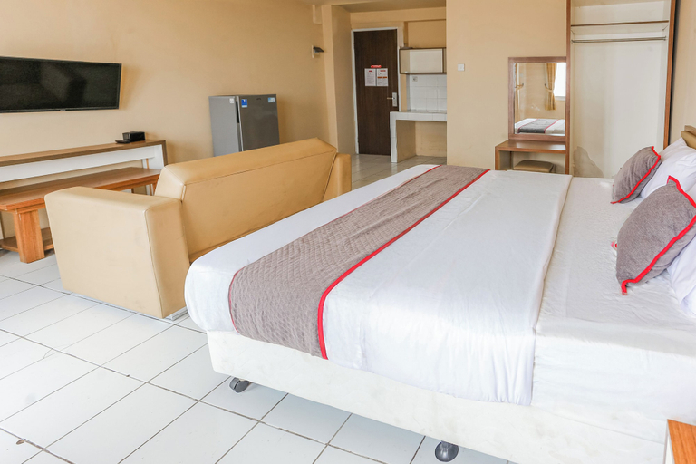 Room 2, Capital O 94796 Apartment Mutiara Bekasi, Bekasi