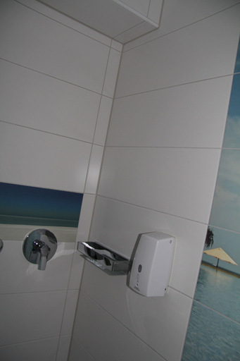 Bathroom 5, Atrium Garni, Erlangen-Höchstadt