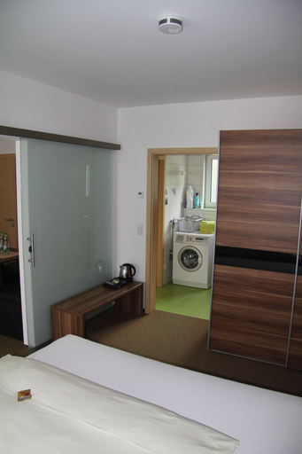 Bedroom 4, Atrium Garni, Erlangen-Höchstadt