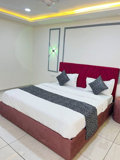 Room 4, Hotel X Fortune, Vadodara