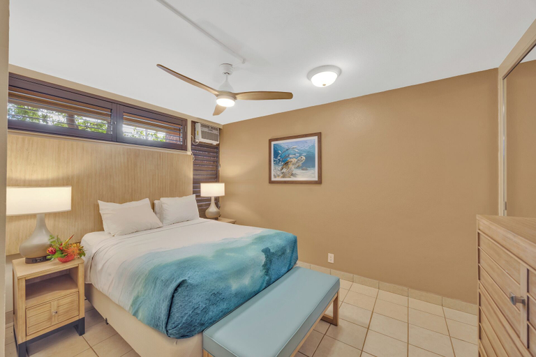 Room 3, Kuleana Club - 707, Maui