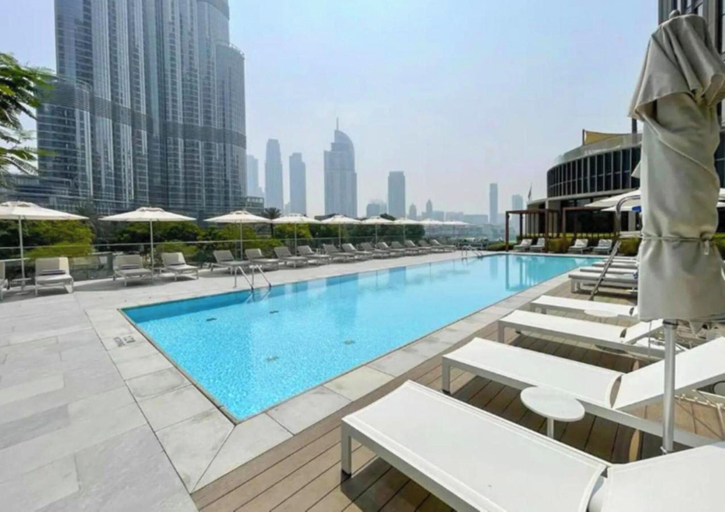 Pool, Maison Privee - Fabulous Apt w/ Sensational Burj Khalifa Views, Dubai