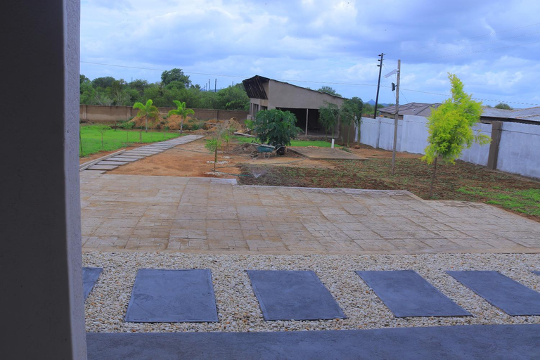 Others 4, Lis ville guest house, Mopani