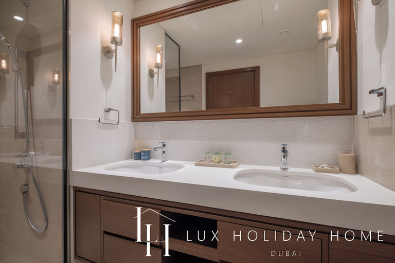 Bathroom 4, LUX The Palace Residence Suite 2, Dubai