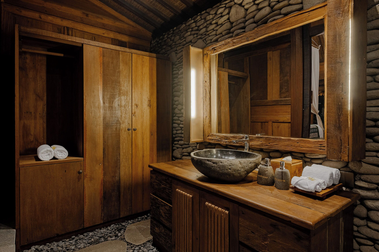 Bathroom 2, Hidden Saren Villa Ubud, Gianyar