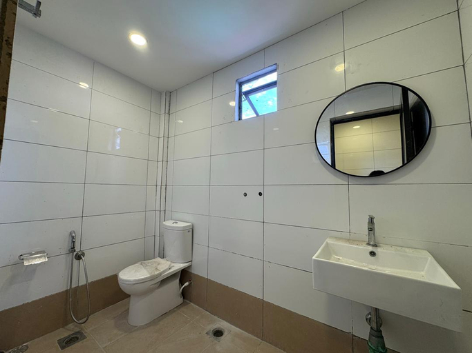 Bathroom 4, Swing & Pillows @ CIQ Johor Bahru, Johor Bahru