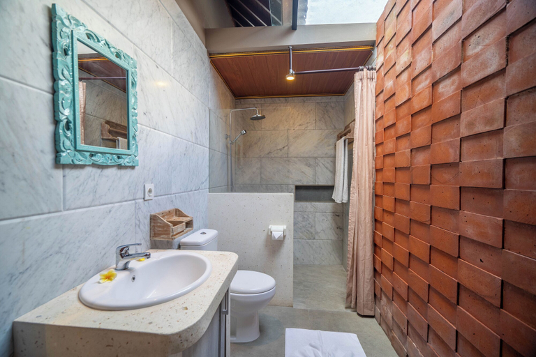 Bathroom 2, Alisa Private Villa, Gianyar