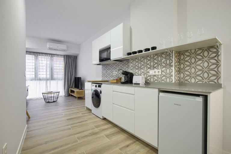Room 5, Dobo Madrid Numancia, Madrid