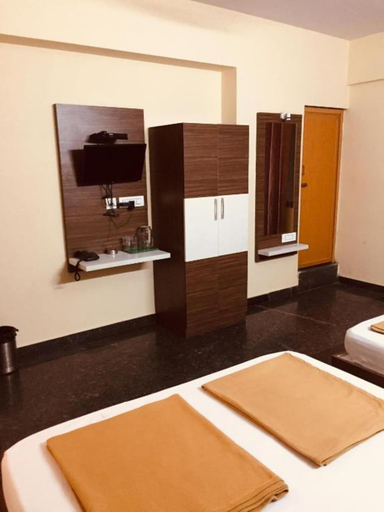 Room 2, Hotel Sapphire Inn Siwan With AC Room, Siwan
