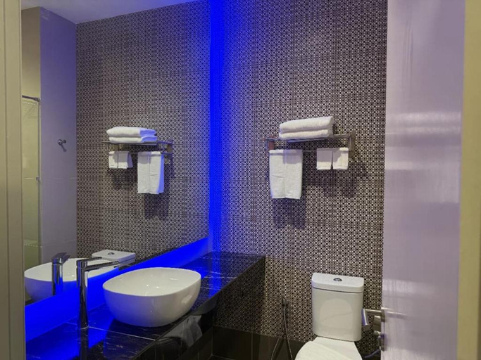 The Regency Hotel Seri Warisan - Tap to explore photos