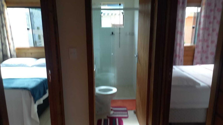 Bathroom 4, Casa Próximo ao Parque Beto Carrero, Penha