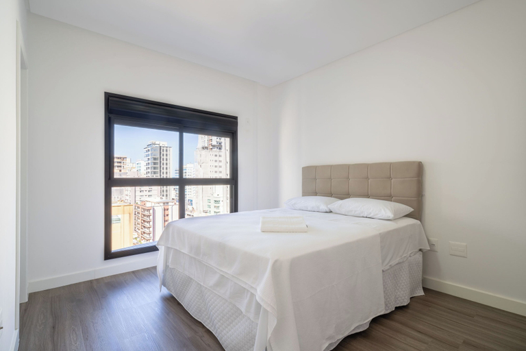 Room 3, Apto 2Q c/ churrasq. 500m da Meia Praia ROT1001, Itapema