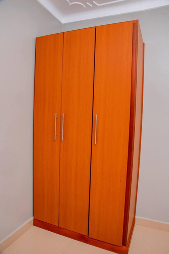 Room 5, Entebbe Serenity Breeze Apartments, Busiiro