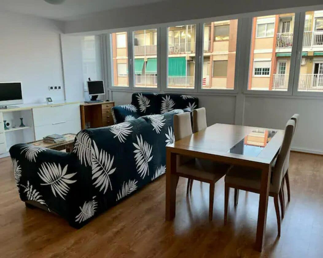 Interior 5, Large Apartment Near Fira and City Center, Barcelona