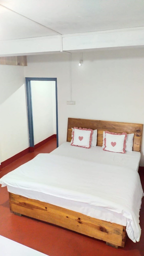Room 3, New Shilong Guest house Travellers Point, East Khasi Hills