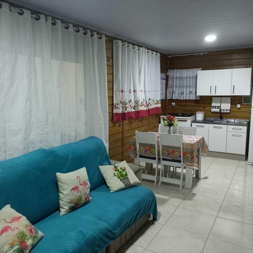 Living area, Casa Próximo ao Parque Beto Carrero, Penha