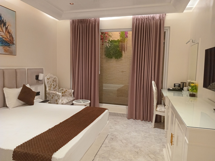 Room 4, The Victoria, Rae Bareli
