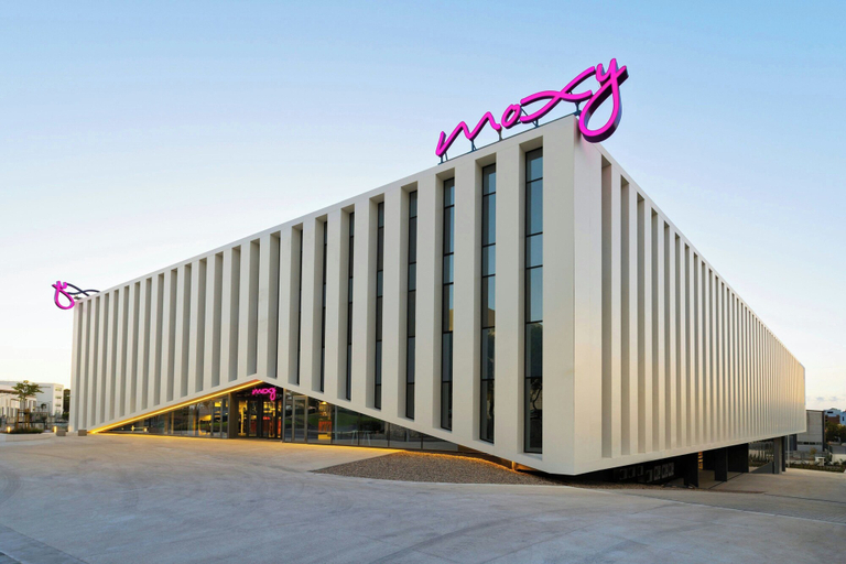 Exterior & Views 2, Moxy Alfragide Lisboa, Amadora
