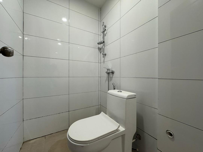 Bathroom 5, Swing & Pillows @ CIQ Johor Bahru, Johor Bahru