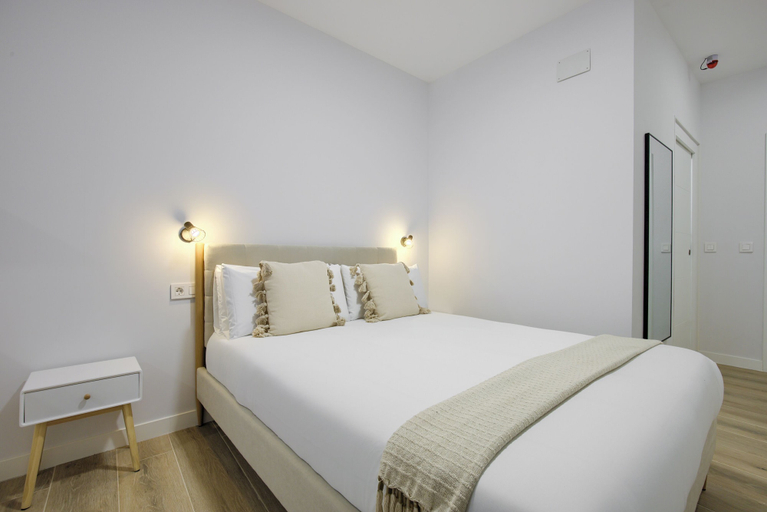Room 4, Dobo Madrid Numancia, Madrid