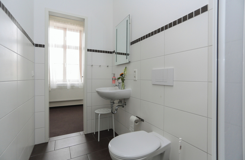 Bathroom 4, BEWOS Gästehaus, Börde