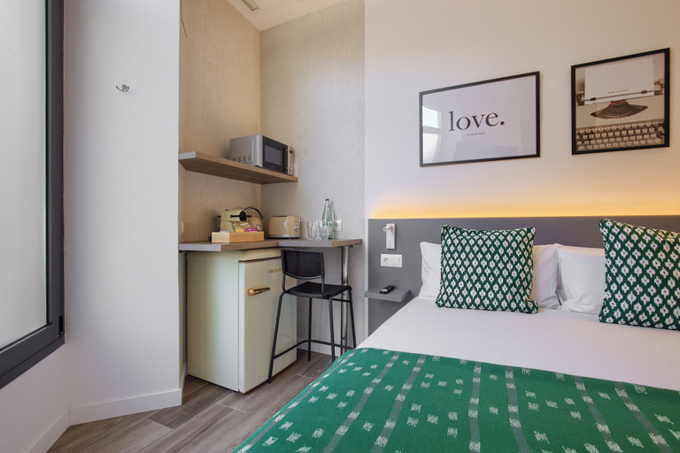 Room 2, Dobo Madrid Galileo, Madrid