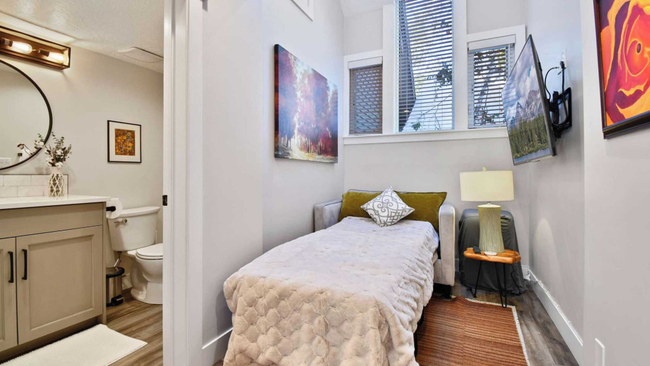 Interior 3, Powder Pointe by Avantstay Minutes From Base Village, Summit
