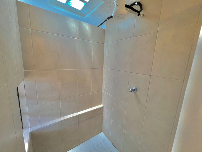 Bathroom 5, Hostal Urban, ZONA 5